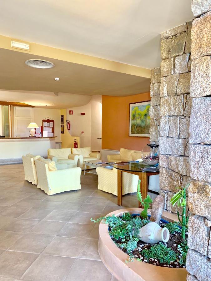 Swadeshi Sporting Hotel Tanca Manna Cannigione Extérieur photo